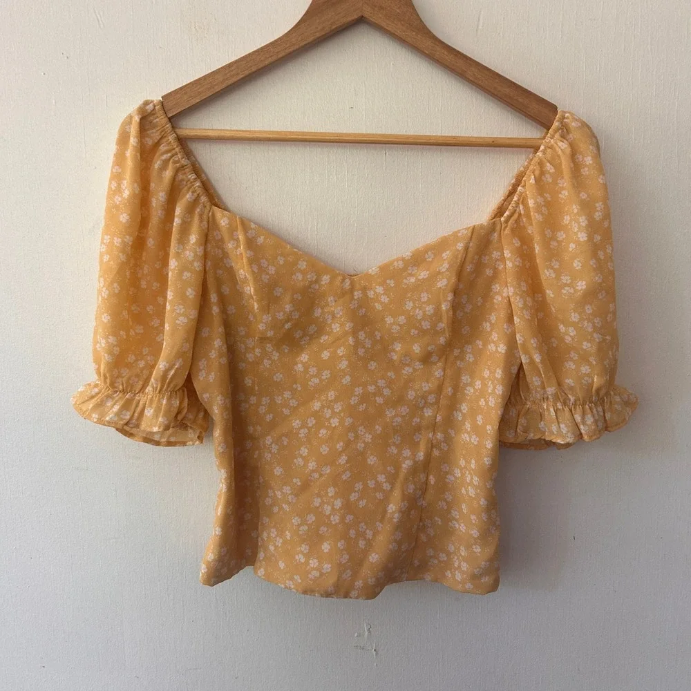 Abercrombie & Fitch Smocked Top Size Small Yellow Floral Puff Sleeve Cottagecore